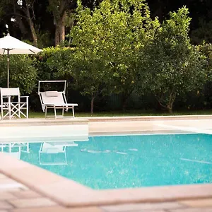 https://casale-la-crocetta.it-tuscanyhotel.com